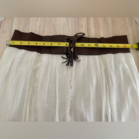 XL (15/17) White Maxi Skirt-Festival, Western Chic, Laced Romantic, Boho Style - Picture 12 of 13